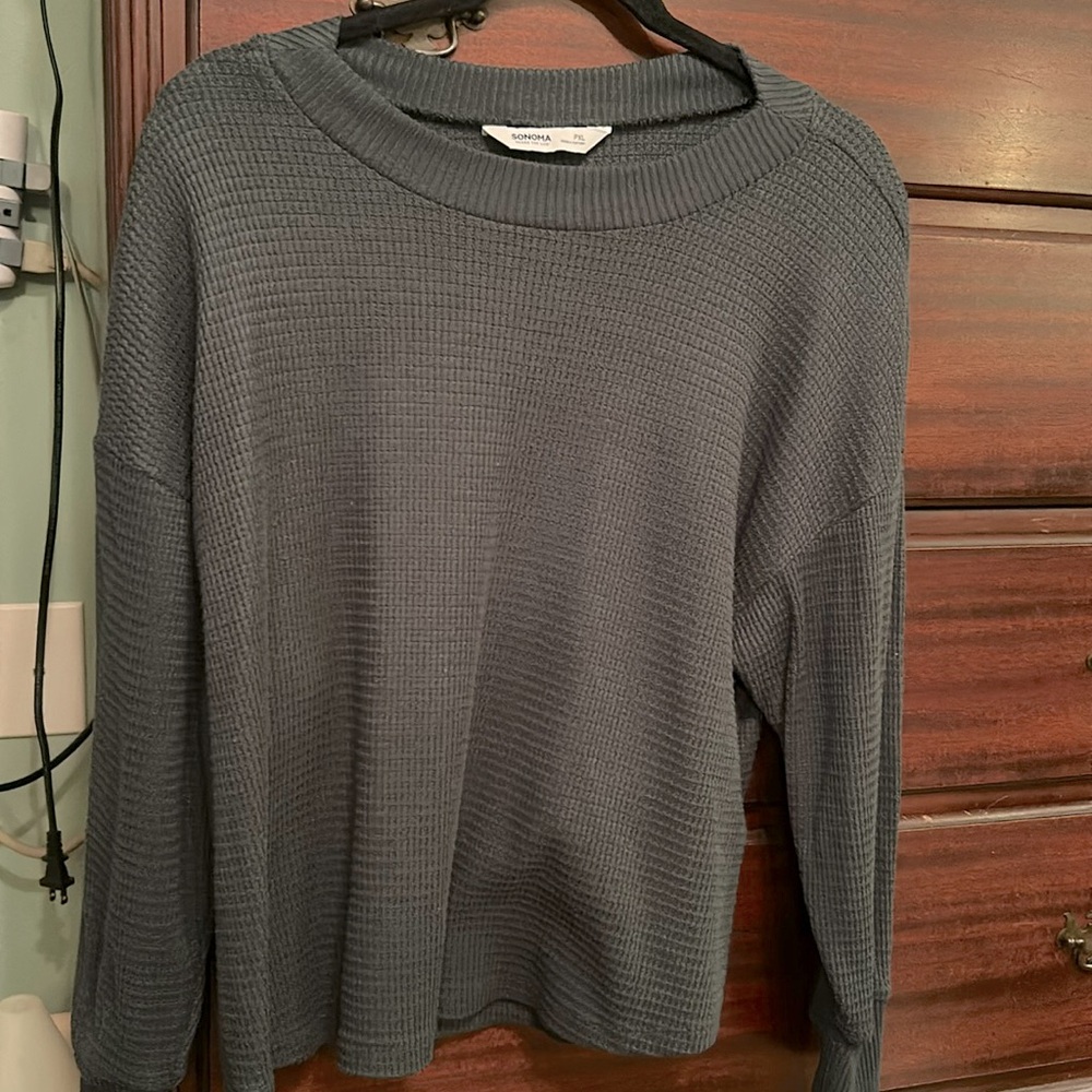 Waffle weave green Henley long sleeve